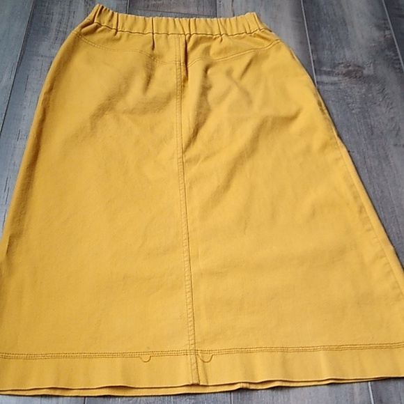 New Creation skirt - Picture 5 of 9